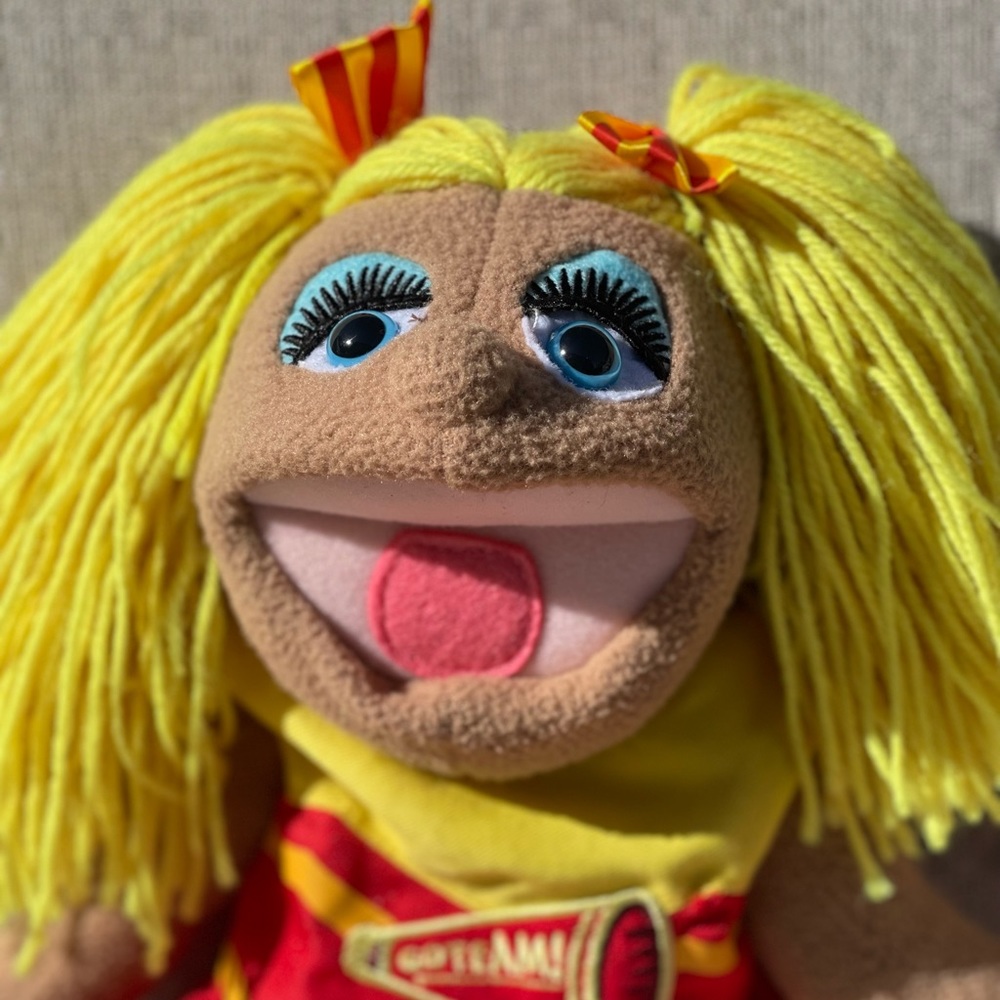 Melissa & Doug Cheerleader 📣